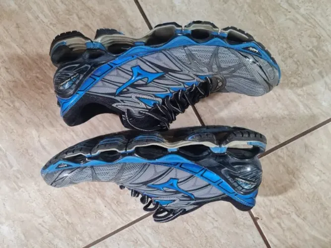 mizuno wave prophecy 7 Original