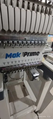 Máquina de bordar 12 agulhas