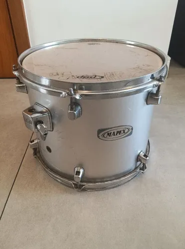 ## Tom 13 de bateria Mapex Q Series, completo, muito boas condições, baratíssimo!!