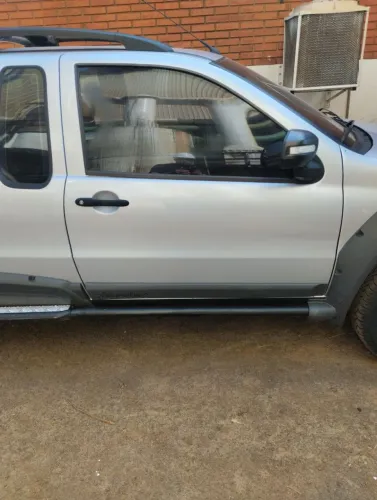 Fiat Strada Adventure 1.8/ 1.8 Locker Flex CE 2012