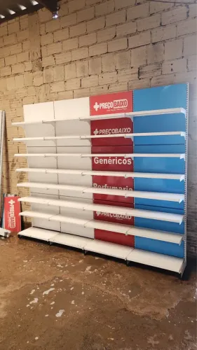 Farmácia completa de aço 