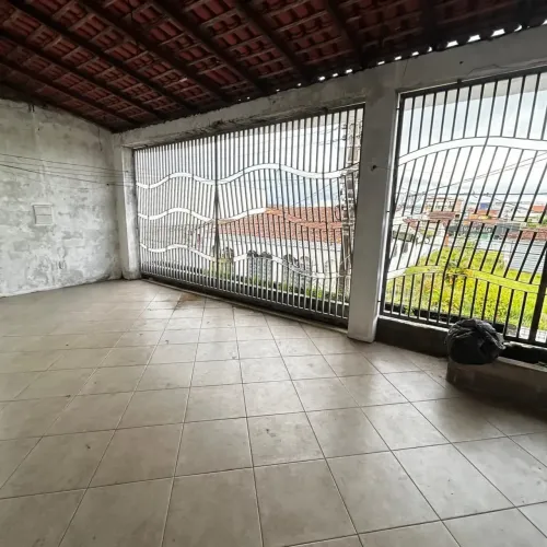 ALUGO CASA NOS ALTOS COM 2 SUÍTES NA CIDADE NOVA 4, PRÓXIMO AO FORMOSA