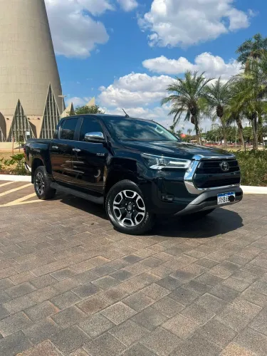 Toyota Hilux CD SRX 4X4 2.8 TDI 16V Diesel Aut. 2021