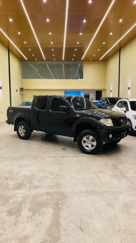 Nissan Frontier XE CD 4X4 2.5 TB Diesel 2012