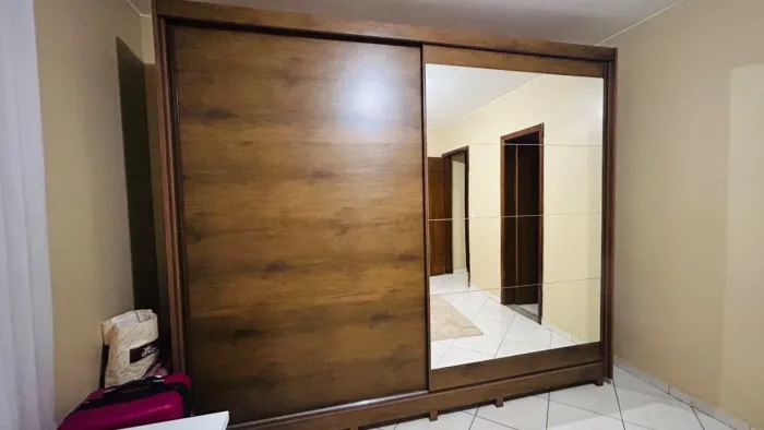 GUARDA ROUPAS NOVO