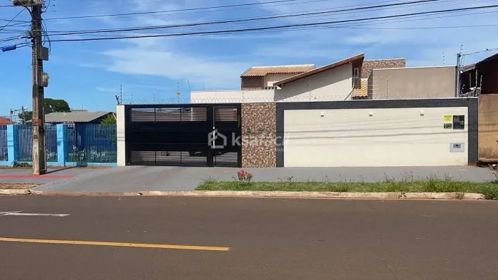 Casa Com Piscina Jd Panorama
