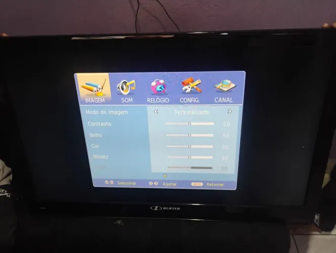Tv buster 42 polegadas com defeito quero outra e volto dinheiro