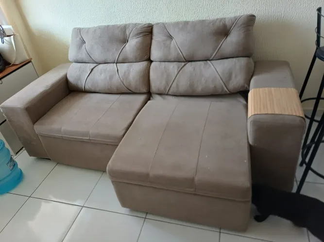 Vendo sofá 3 lugares