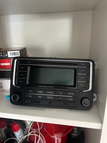 Rádio Volkswagen original