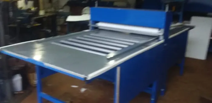 Máquina corte e vinco 