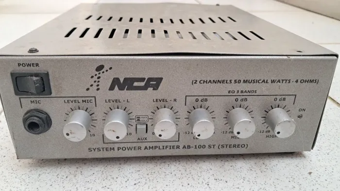 Amplificador NCA AB-100 Stereo 2 canais