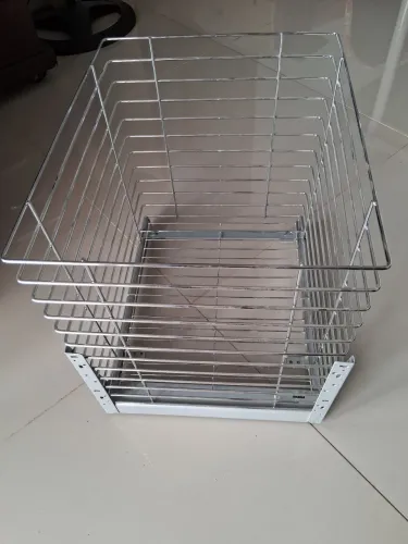 Roupeiro cesto de roupa aramado novo