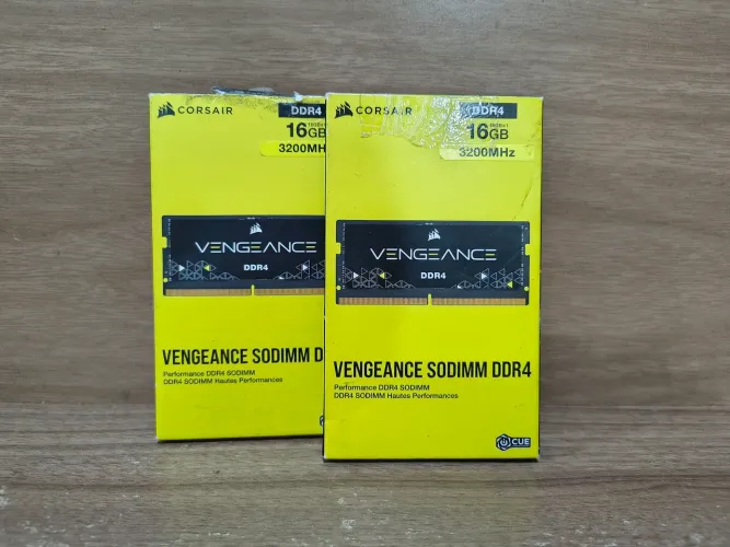 Memória RAM Corsair 16GB DDR4 3200Mhz para Notebook 