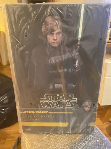 Hot Toys Luke Skywalker Dark empire cms019