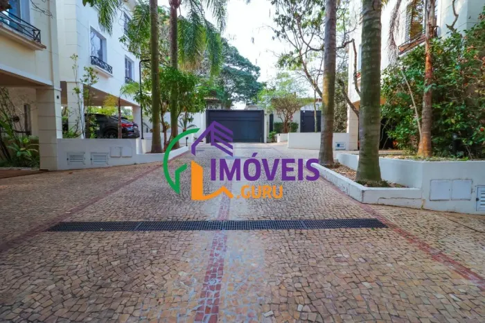 CASA EM CONDOMÍNIO - MORUMBI - SP