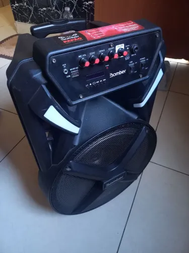 Caixa de som bomber papão