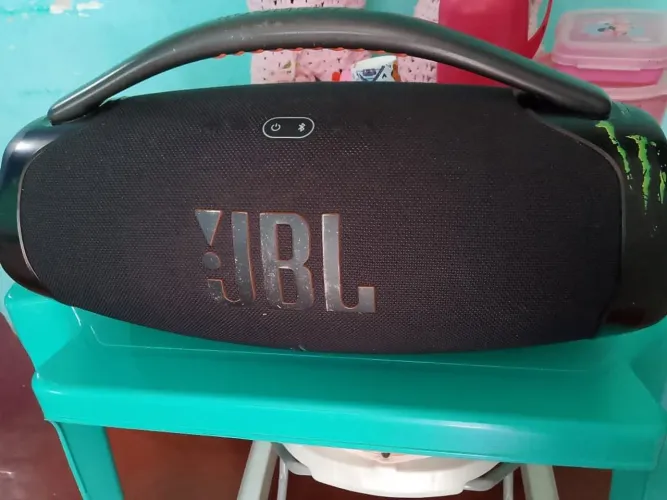 Bom box 3