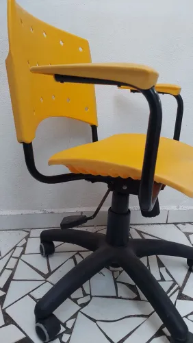 Cadeira de escritório 