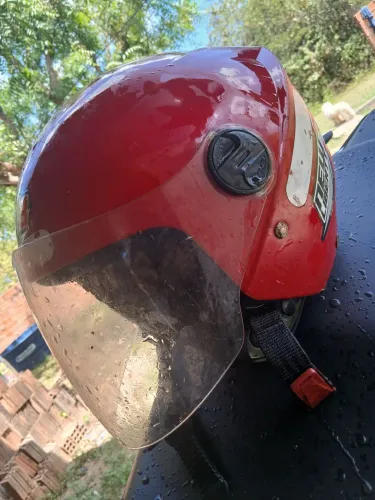 Capacete