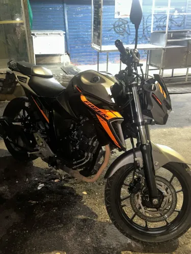 Yamaha FZ25 250 Fazer Connected 2025