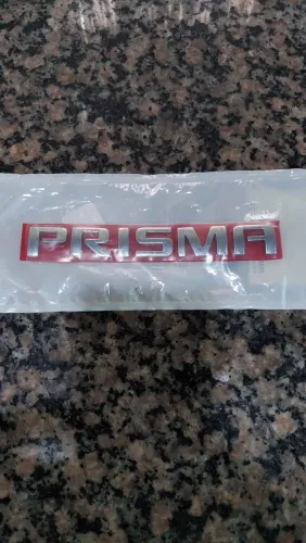 Emblema Prisma Novo