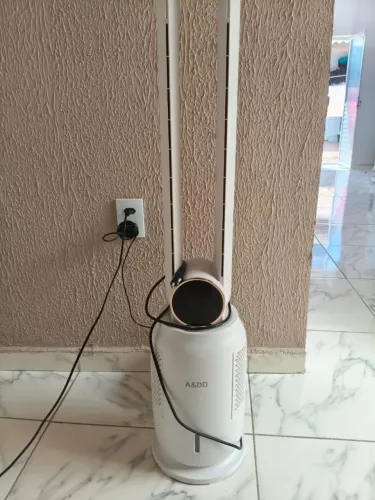 Climatizador de ar com 12 velocidades novo