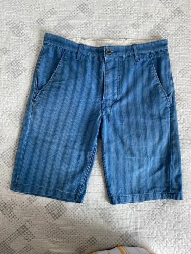 Bermuda da Levis tamanho 40