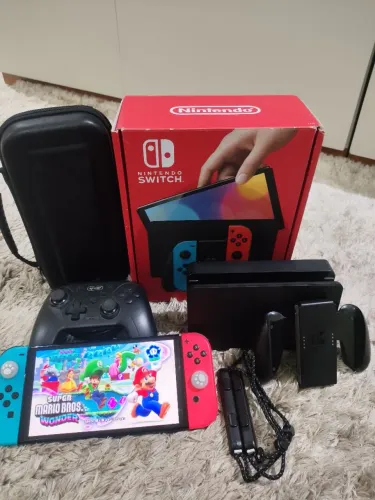 Nintendo Switch OLED Desbloqueado Impecável - Completo - Controle adicional 256GB