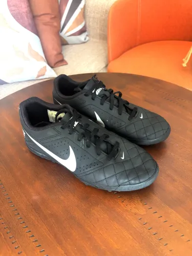 Chuteira Society Adulto Nike Beco 2 TAMNHO 37
