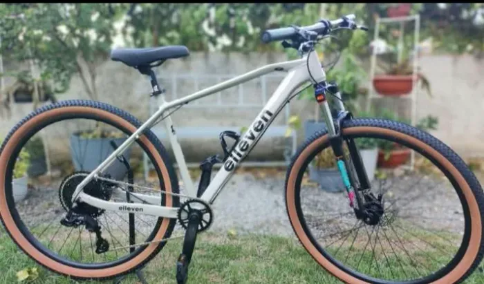 Bicicleta nova aro 29 Elleven Edição Limitada 12 velocidades**
