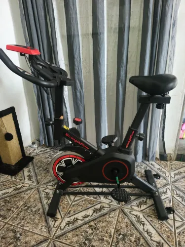 Bicicleta ergonômica spinning