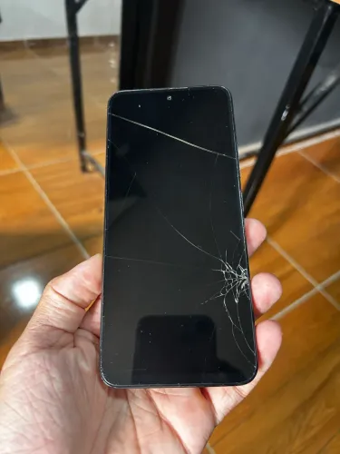 REDMI 12 usado