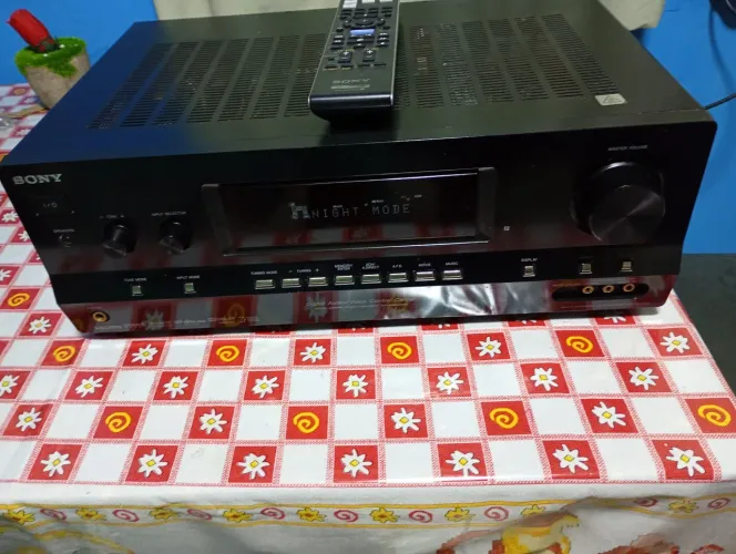 Receiver da Sony STR-DH800