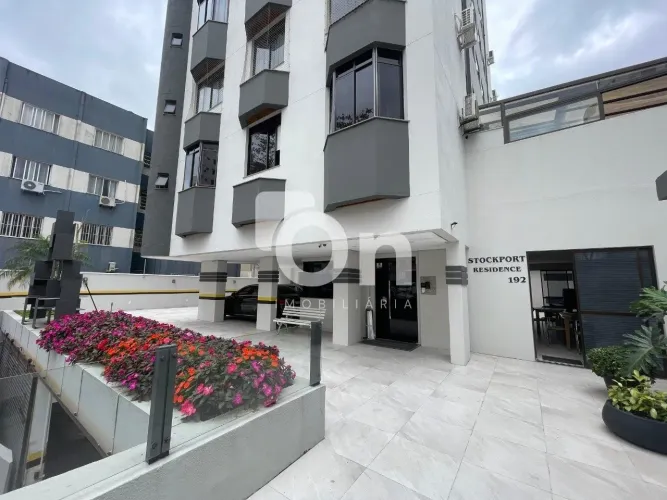 Apartamento de 3 dormitórios no Centro