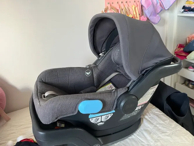 Carrinho de bebê UPPAbaby Vista + bebê conforto Mesa + Moisés + acessórios | Completo