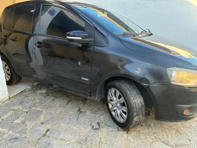 Volkswagen Fox 1.0 MI Total Flex 8V 5P 2012