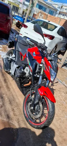 Vendo ou troco em moto alta
