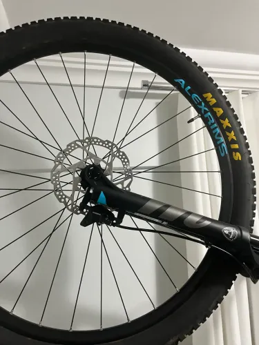 Vende Bike OGGI 7.3 semi-nova.