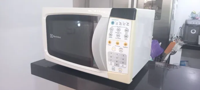 Micro-ondas Electrolux 20 litros 110v