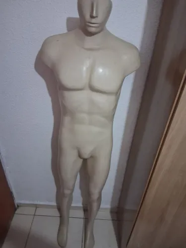 Manequim masculino