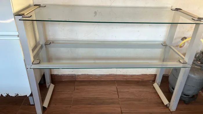 250R$ Aparador