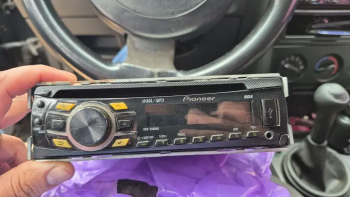Pioneer DEH2380UB