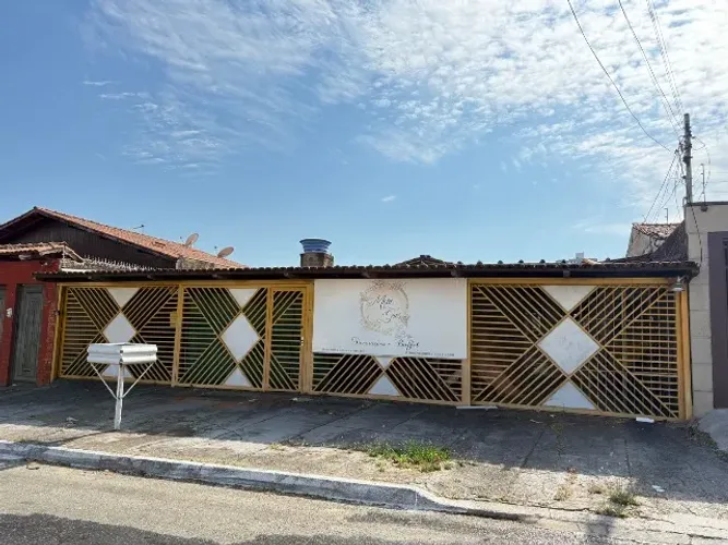 VENDO 7 CASAS EM GOIANIA, APARECIDA E CALDAS NOVAS - VALORES ABAIXO DE MERCADO 