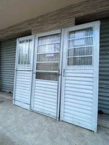 PORTAS DE ALÚMINIO BRANCO A PARTIR DE R$499,90 - DESCONTO ESPECIAL