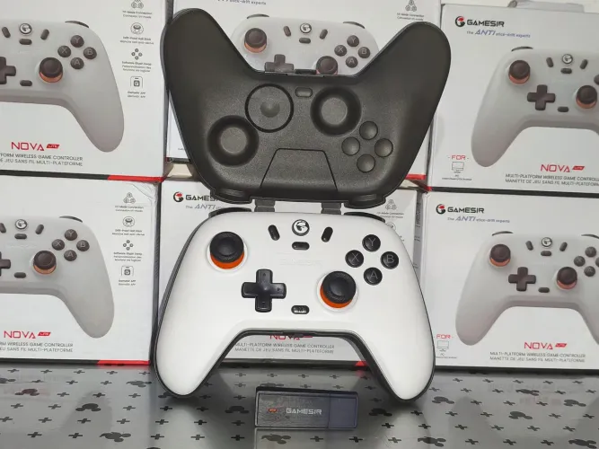 Controle Gamesir T4 Nova Lite com hall effect - Wireless e bluetooth Pc/Switch/Mobile/Tv