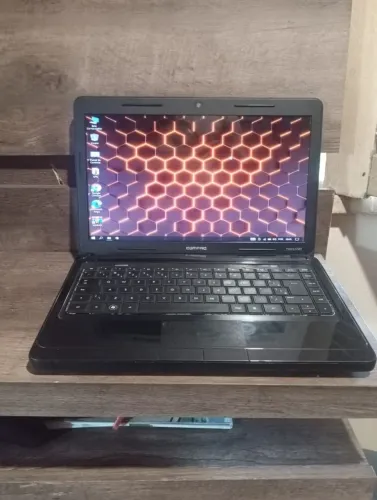 Notebook Compaq core i3, memória de 4gb, HD de 500gb, windows 10