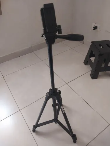 Tripé B-max