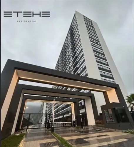 CONDOMÍNIO ETEHE - Maravilhoso apartamento de três quartos a venda na Barra Olímpica