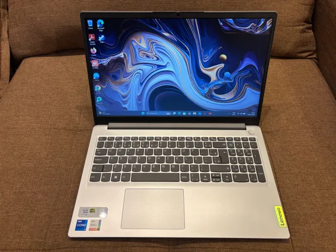 Notebook Lenovo Core i7 1255U (garantia de fábrica)