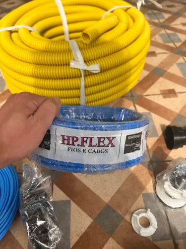 Conjunto materiais elétricos